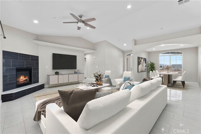 Building Photo - 8104 Corona Ave