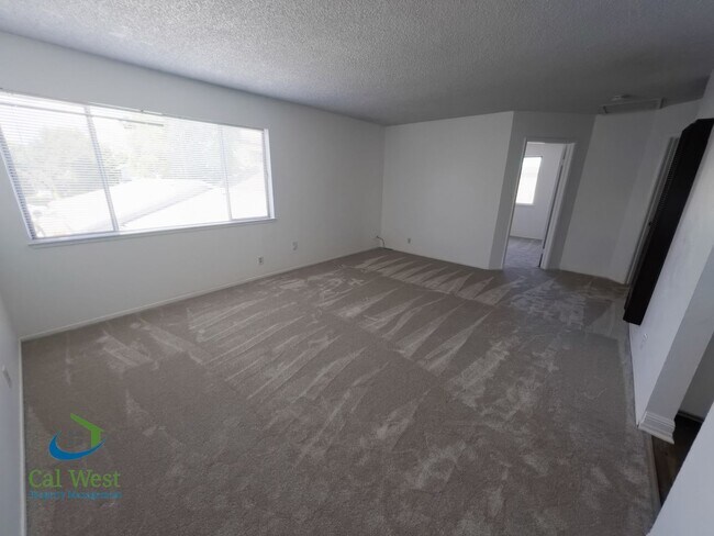 Building Photo - 01760 - % -462 N. 7th Street  #A -C