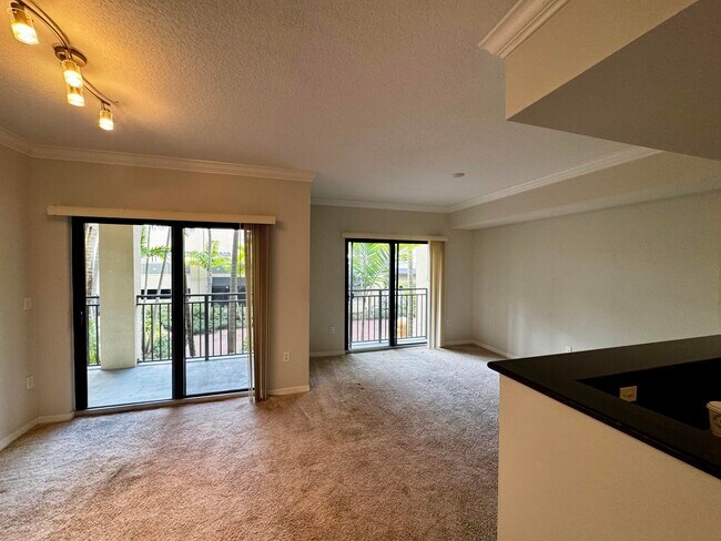 Building Photo - 4907 Midtown Ln