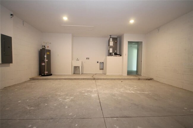 Building Photo - 15688 SW 37th Ave