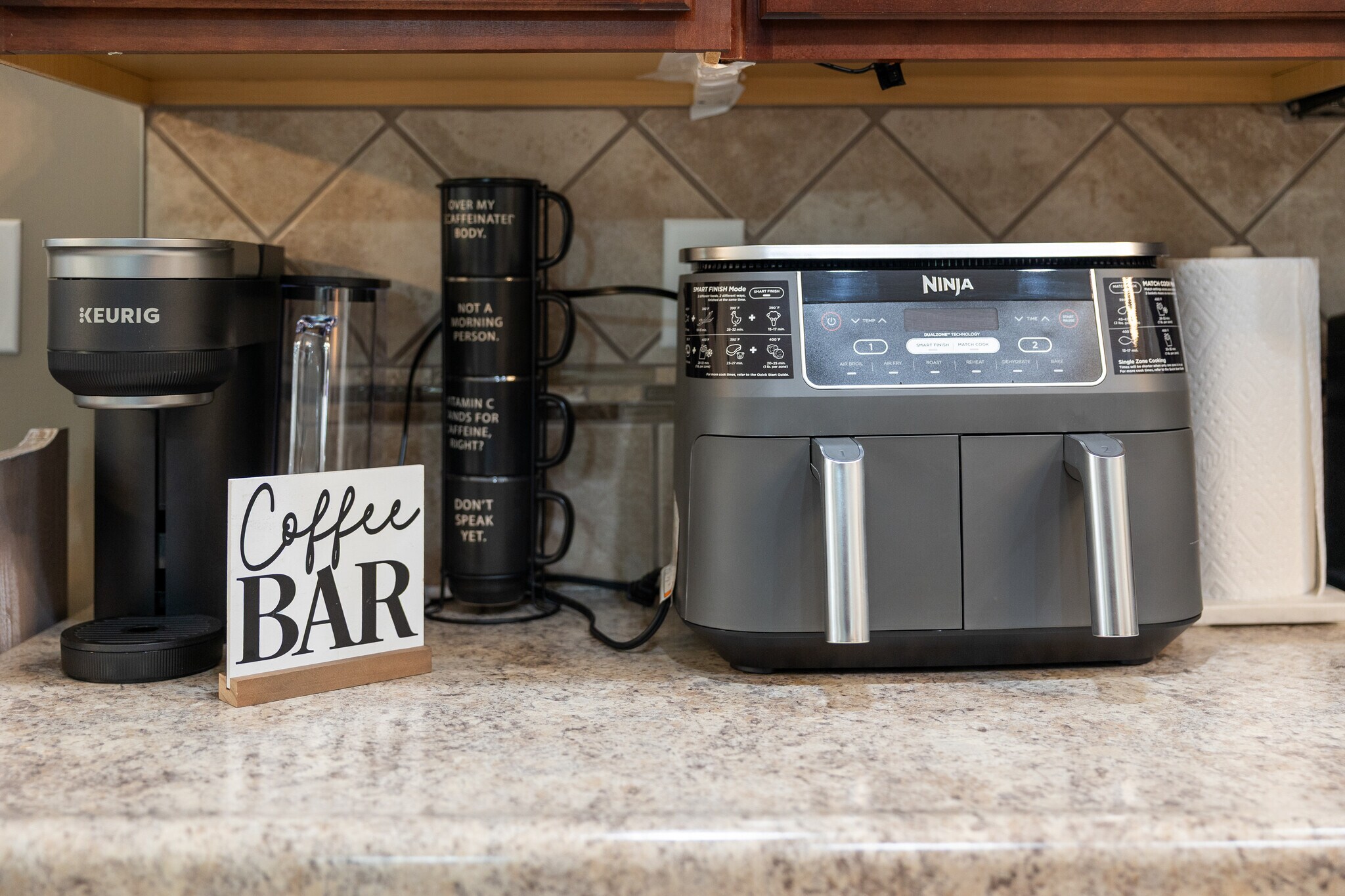 Building Photo - 25 Kettle Ct