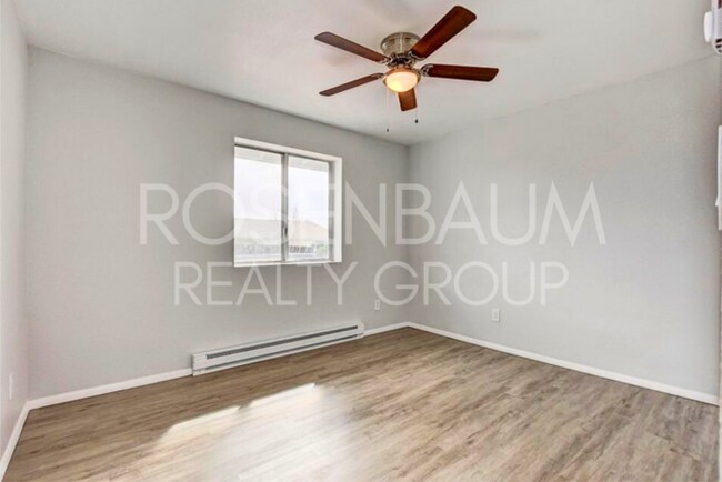 Building Photo - 3547 N Valorie Dr