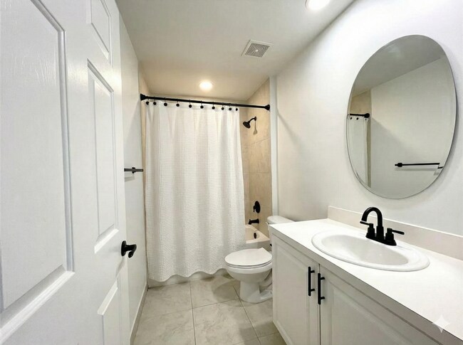 Building Photo - 3102 Coral Ridge Dr