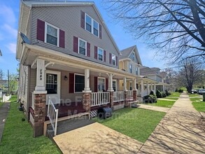 Building Photo - 1020 Baldwin St