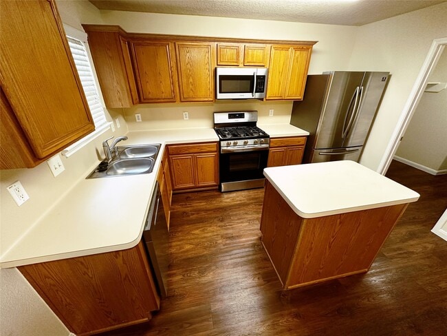 Building Photo - 11723 Standing Pine Ln