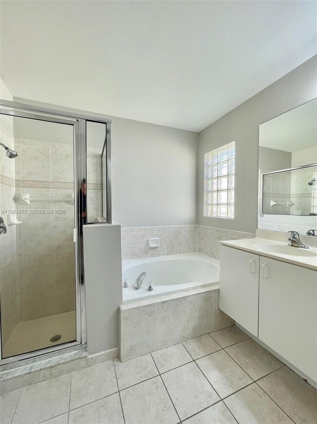 Building Photo - 1748 SW 108th Way