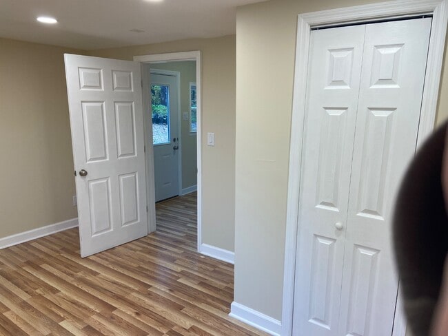 Building Photo - 903 Cattell Rd