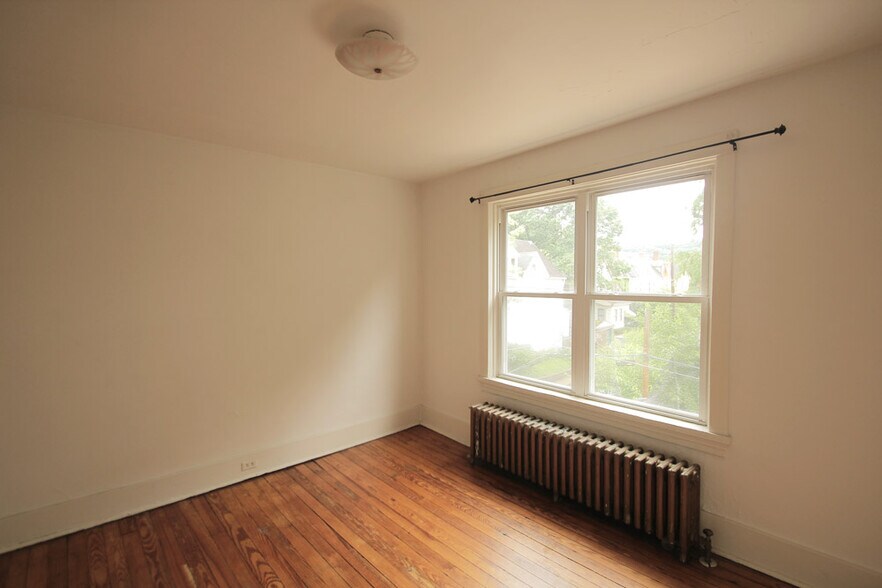 Building Photo - 609 Mifflin Ave