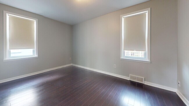 Building Photo - Beautiful Home in Northeast Philly