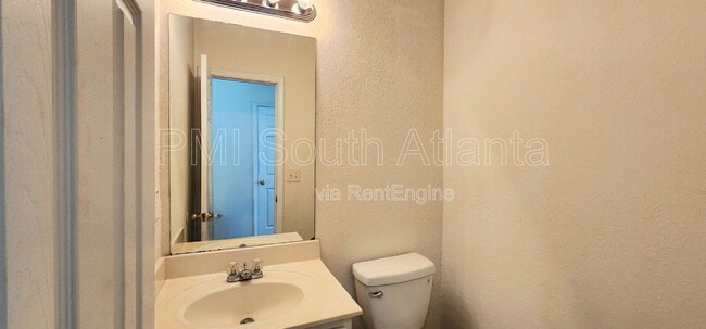 Building Photo - 288 Brookview Dr