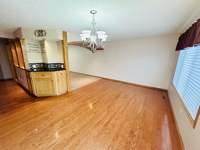 Building Photo - Stunning 6-Bedroom Corner-Lot Home w/ Luxury Finishes & Entertainer’s Layout