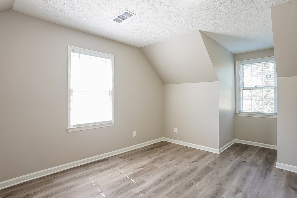 Building Photo - 529 Valleyview Dr