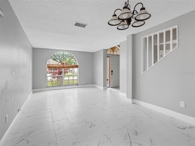 Building Photo - 8841 Key W Cir