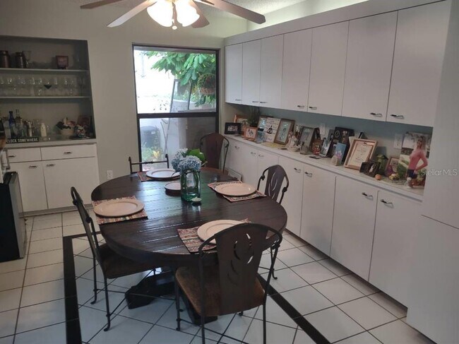 Building Photo - 4870 Kestral Park Cir