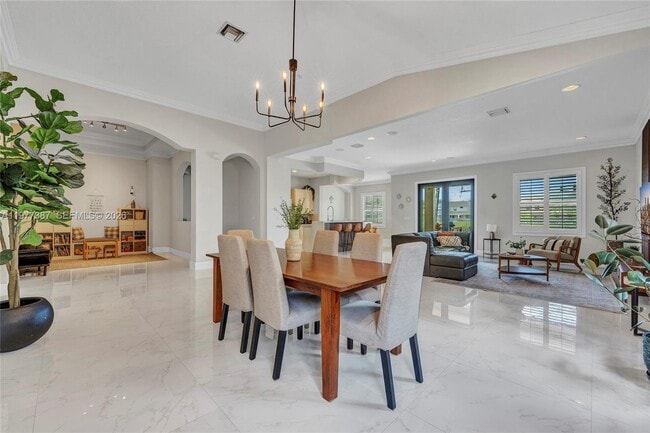 Building Photo - 3950 W Hibiscus St