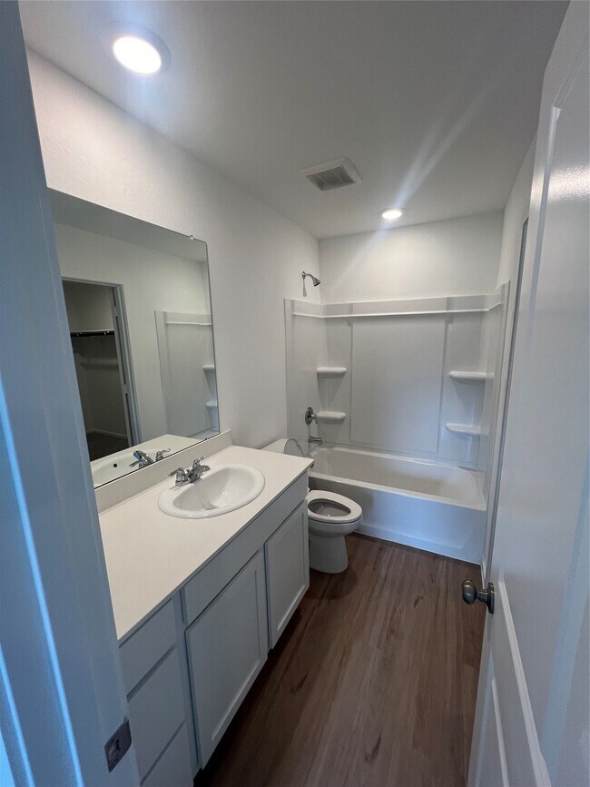 Building Photo - 14780 South Ascot Bend Circle