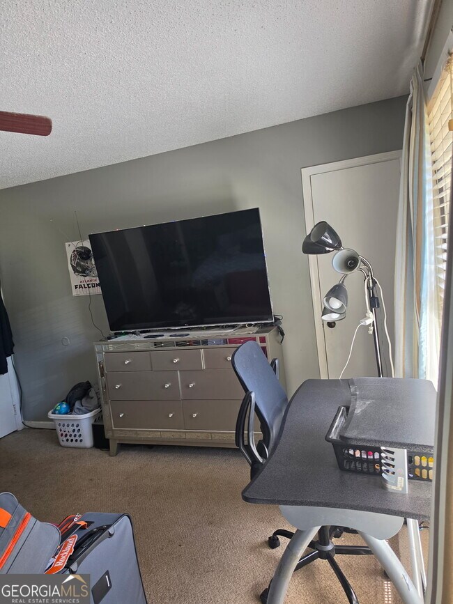 Building Photo - 2128 Terrace Club Ct