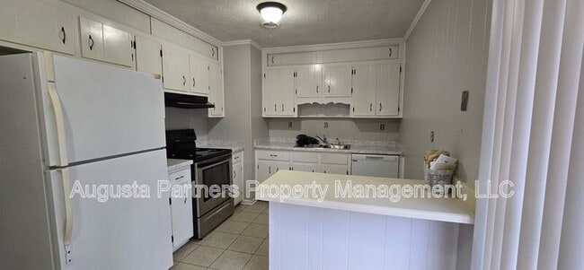 Building Photo - 2511 Drayton Dr