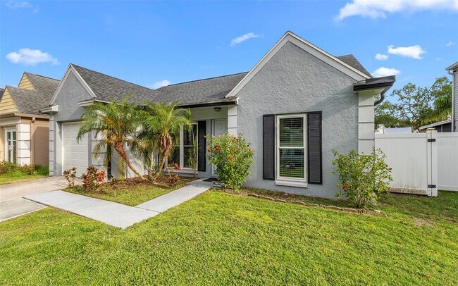 Building Photo - 1651 Palm Leaf Dr
