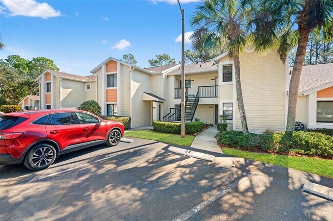 Building Photo - 8006 Picketts Ct