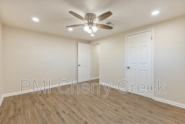 Building Photo - 2695 S Logan St