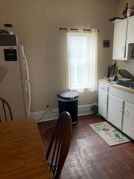 Kitchen - 628 Hal Greer Blvd