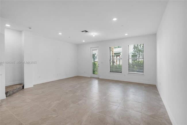 Building Photo - 8356 NW 7th Pl