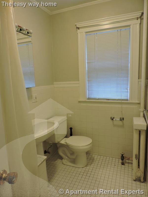 Building Photo - 11 Story St