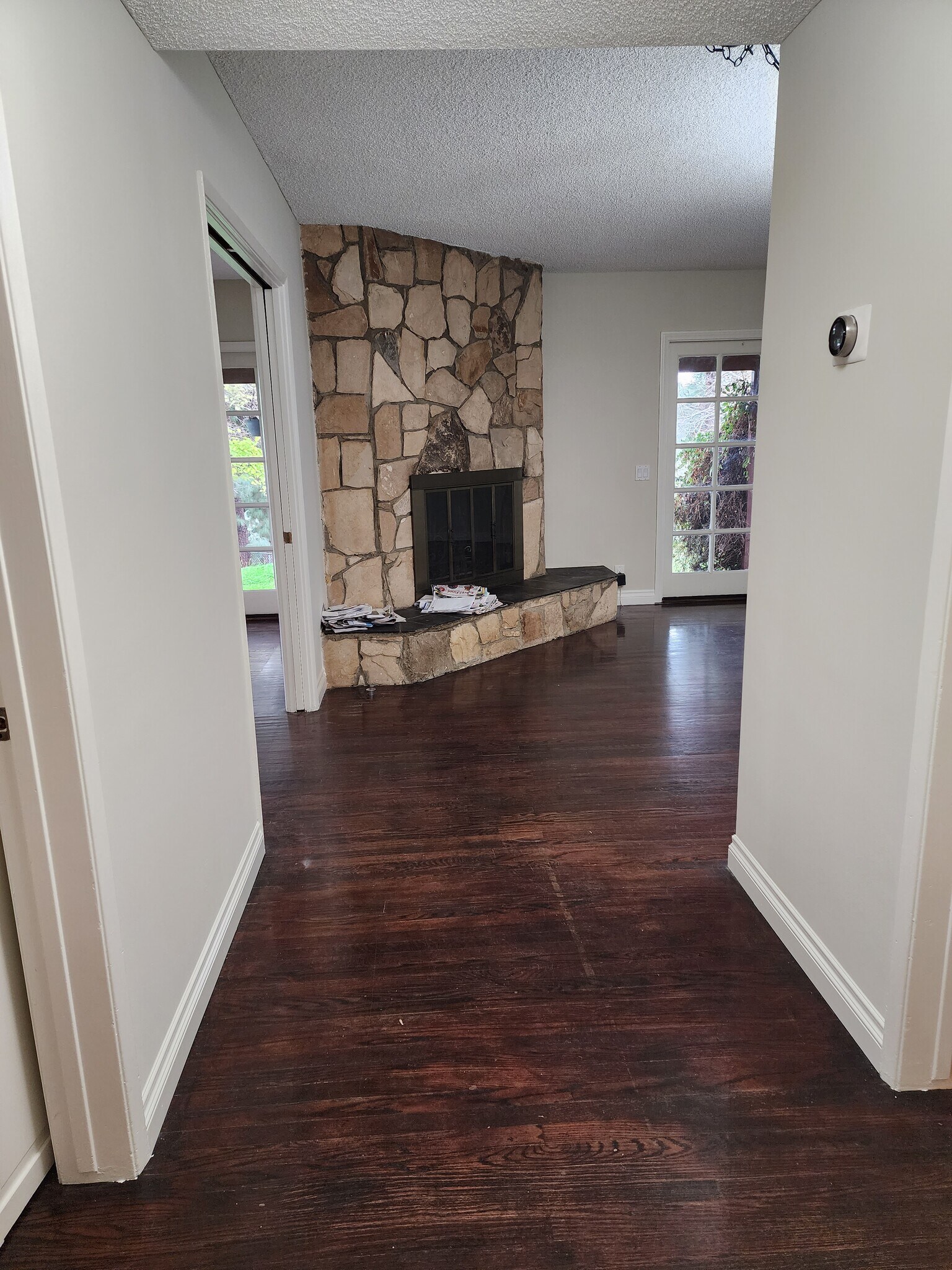 Building Photo - 4131 Aralia Rd