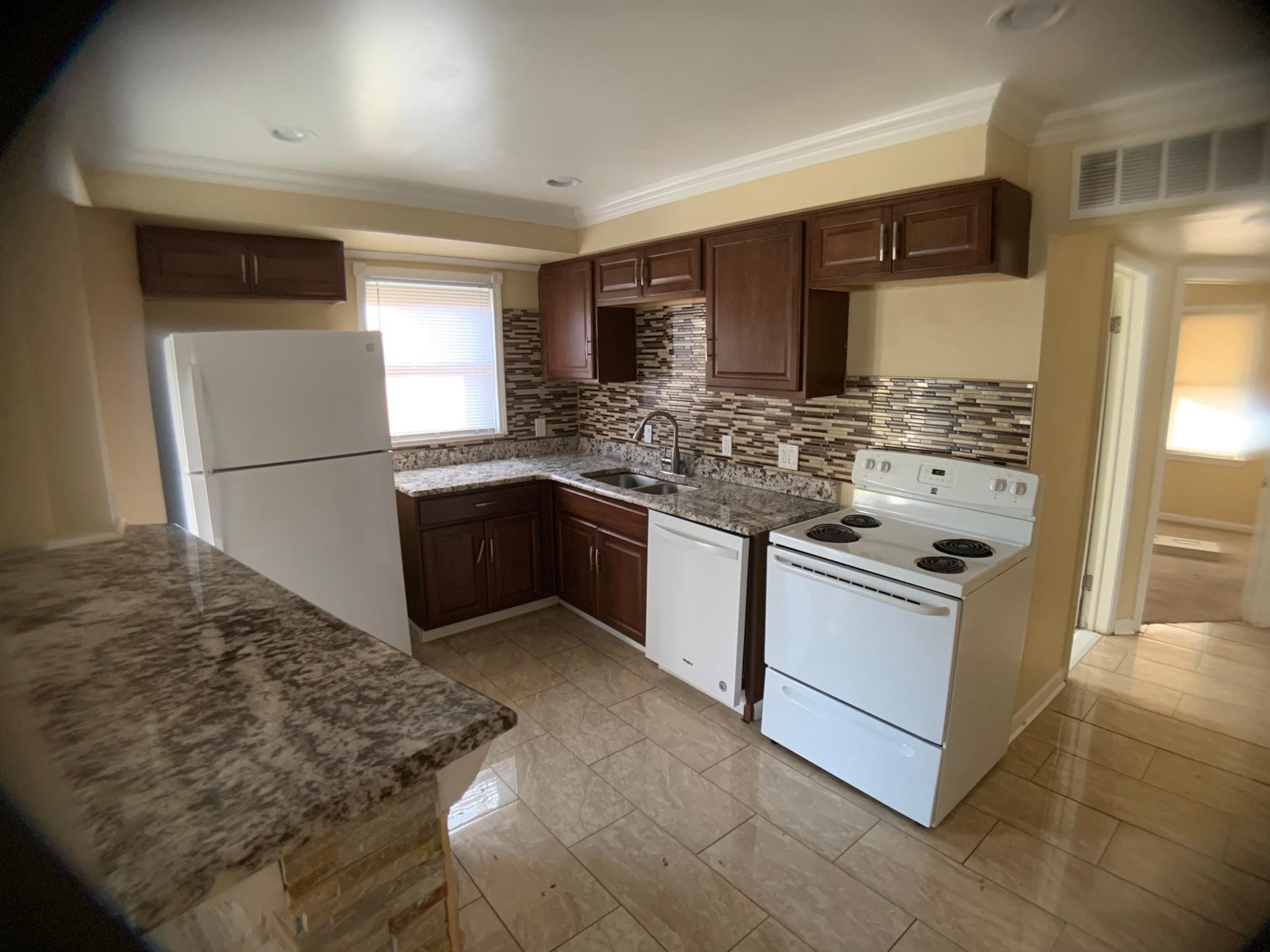 Kitchen - 12819 Lenore