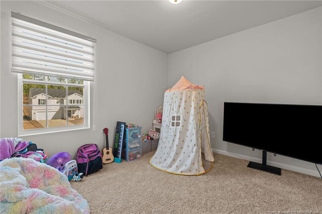 Building Photo - 287 Hallow Oak St