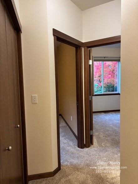 Building Photo - 10801 171st Ave E