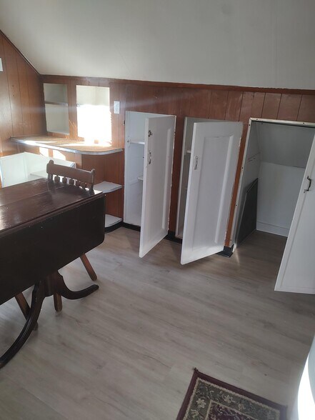 Building Photo - 14 Worrall Ave