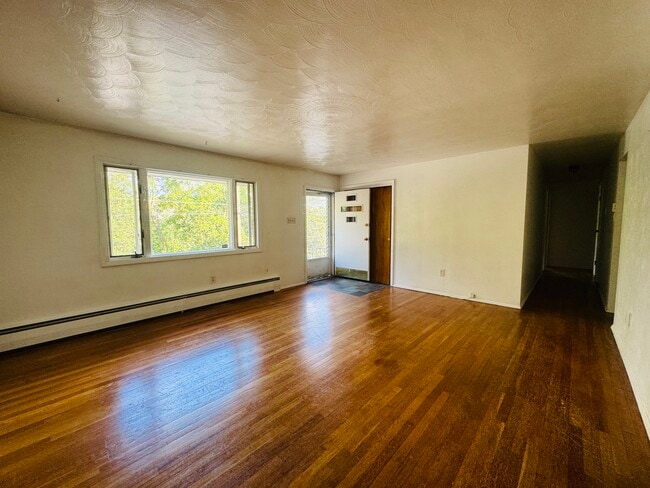 Building Photo - 4021 Portman Ave