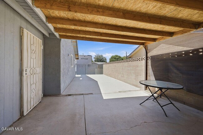 Building Photo - 45554 6th St E
