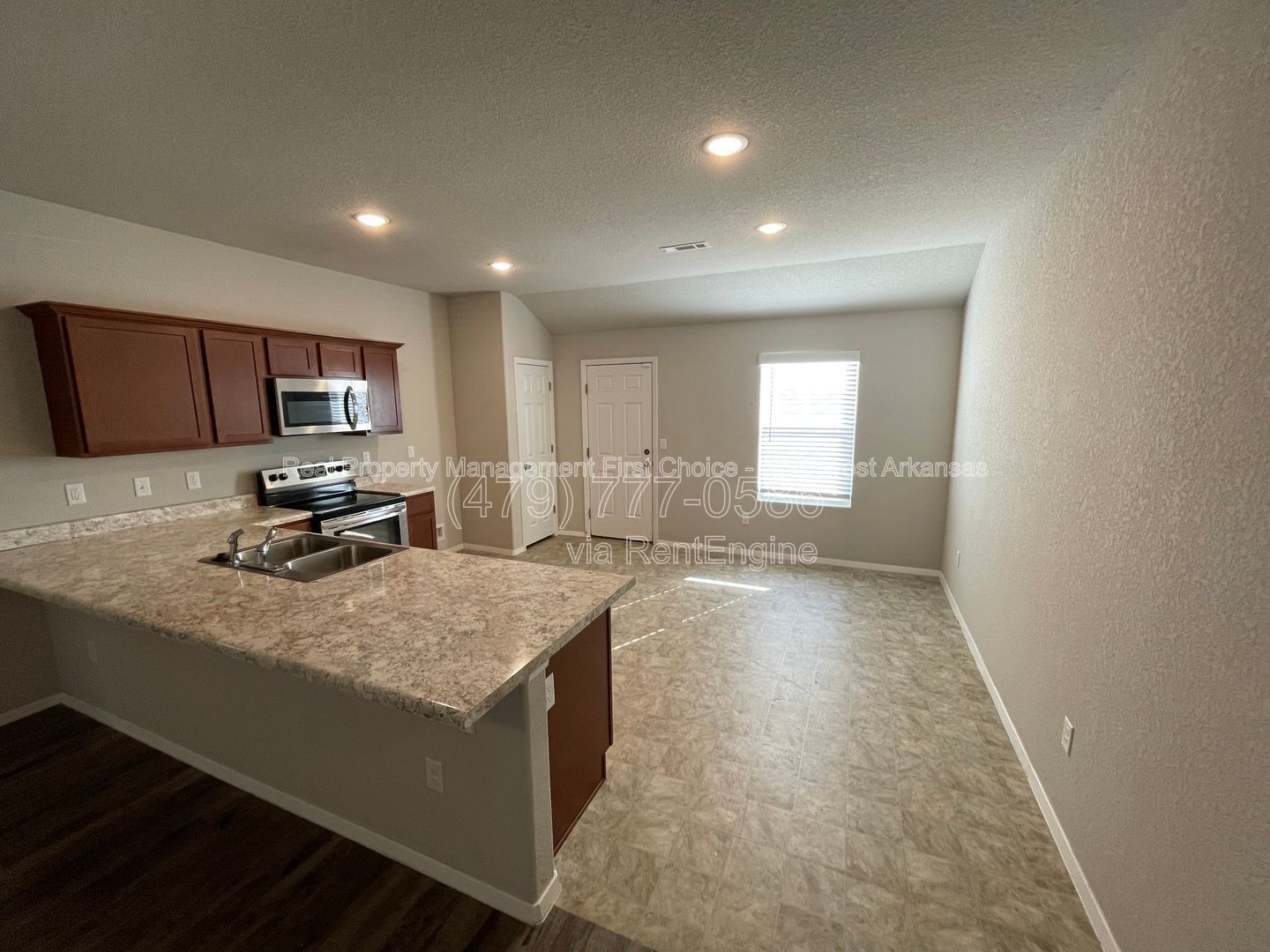 Building Photo - 2429 Sebright Ave