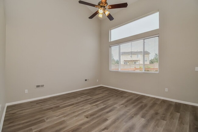 Building Photo - 7740 Barn Owl Dr