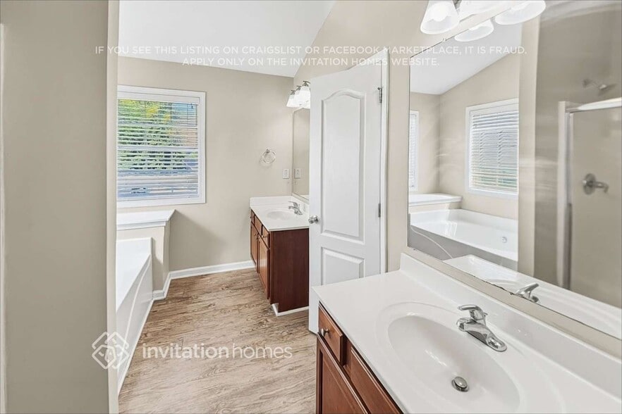 Building Photo - 2580 Bald Cypress Dr