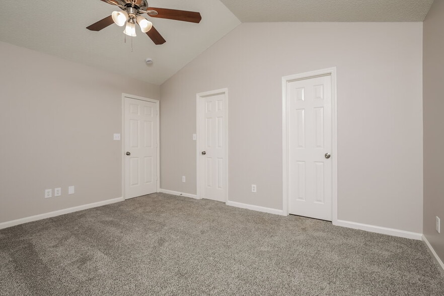 Building Photo - 100 Kildare Ct