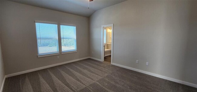 Building Photo - 2200 Delano Dr