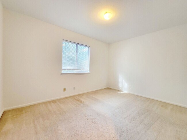 Building Photo - Beautiful 3/BR 2.5/BA Home for Rent in Austin!