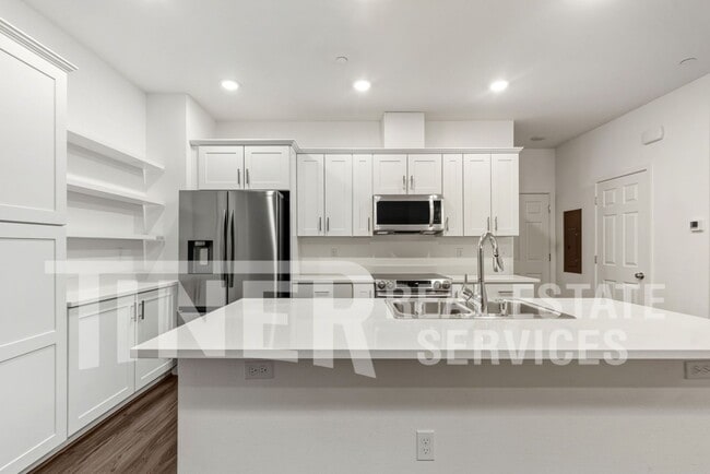 Building Photo - 3011 Mesmerizing Walk