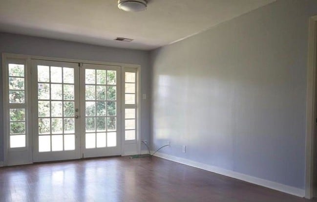 Building Photo - 4410 Kingfisher Dr