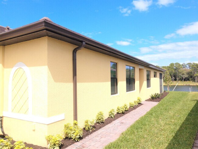 Building Photo - 20936 Fetterbush Pl