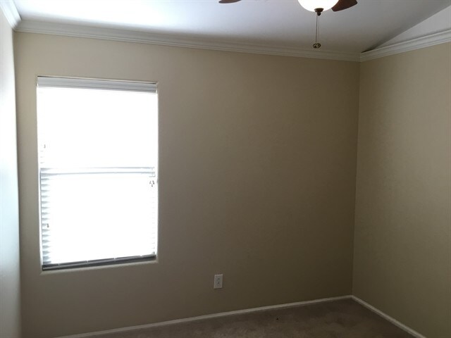 Building Photo - 2220 W Madre Del Oro Dr