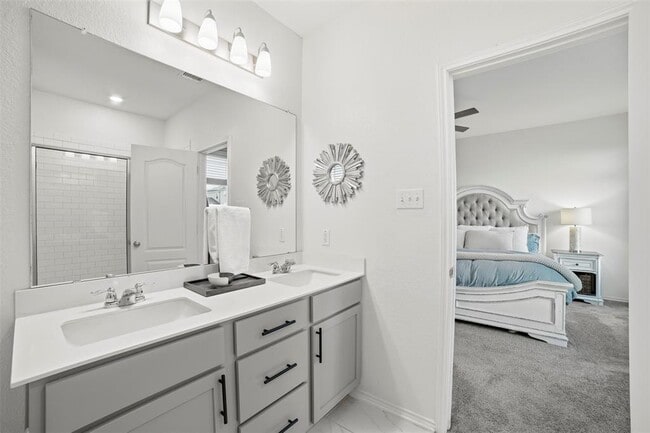 Building Photo - 517 Lady Swiss Ln