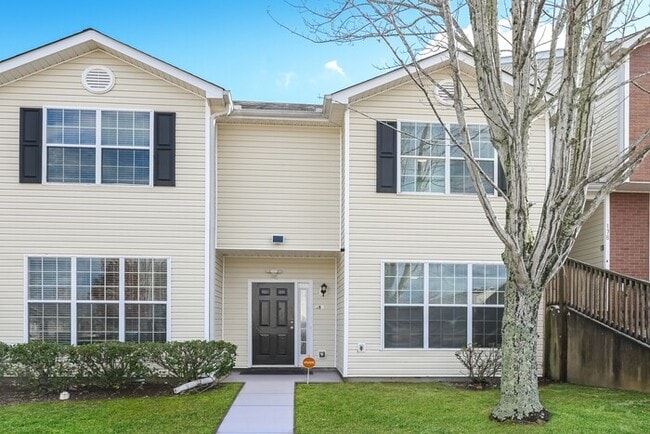 Building Photo - 180 Odyssey Turn NW