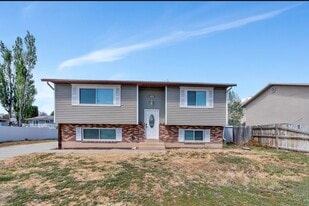 Building Photo - 1028 W 1375 N