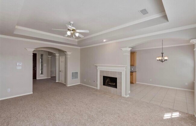 Building Photo - 10115 Cottonwood Canyon Dr