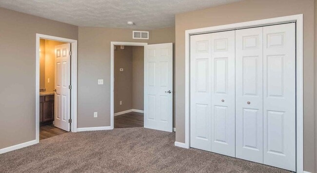 Building Photo - 407 Opal Ln